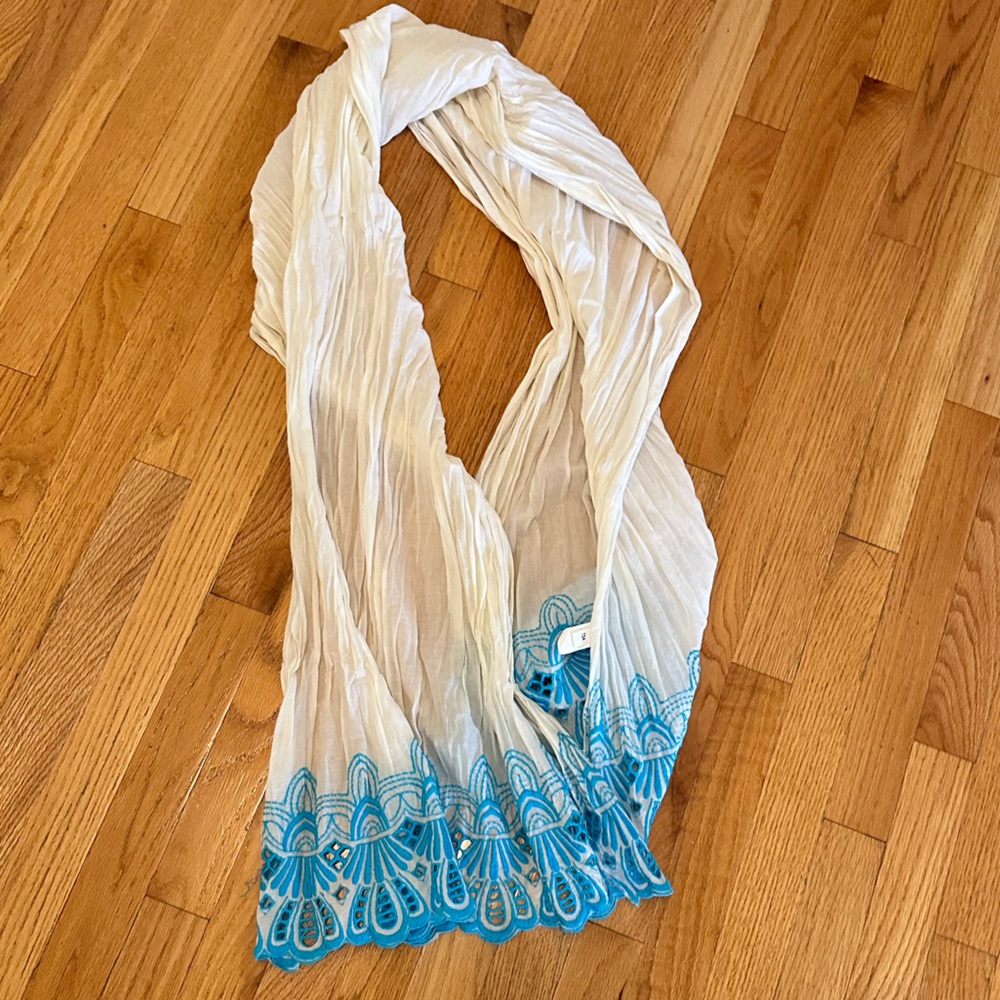 Old Navy Scarf 🧣